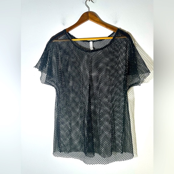 Black Mesh Tunic Top - Picture 2 of 3